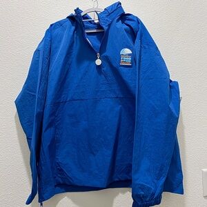 2025 Epcot food & wine festival wind breaker hooded
